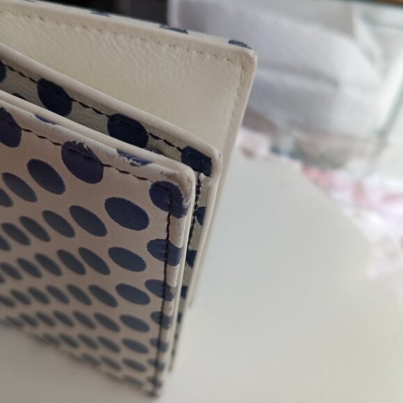 Christian Dior Cream & Blue Dot Leather Bi-Fold Small Wallet with letters charm - Picture 3 of 16